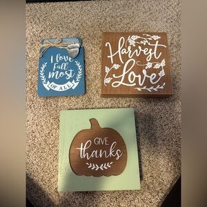 Fall Farmhouse Decor